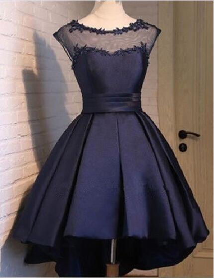 Short Black Satin Homecoming Dresses Lace Appliques Party Dresses